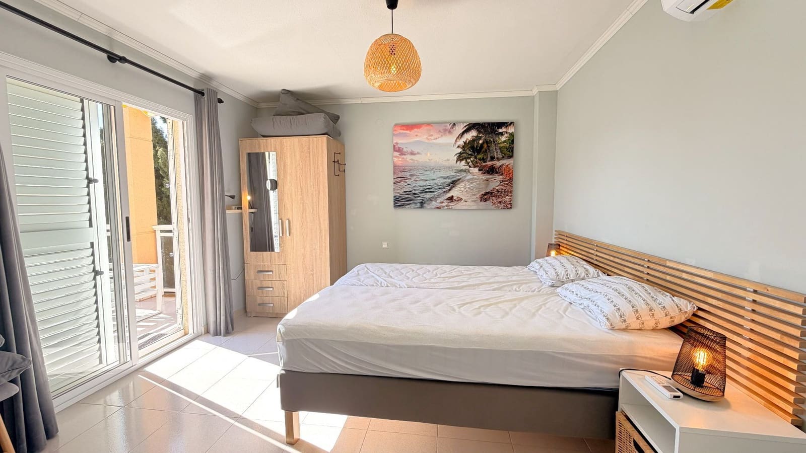 3 bedroom Penthouse for sale in Denia with pool garage - € 325,000 (Ref: 9726297)