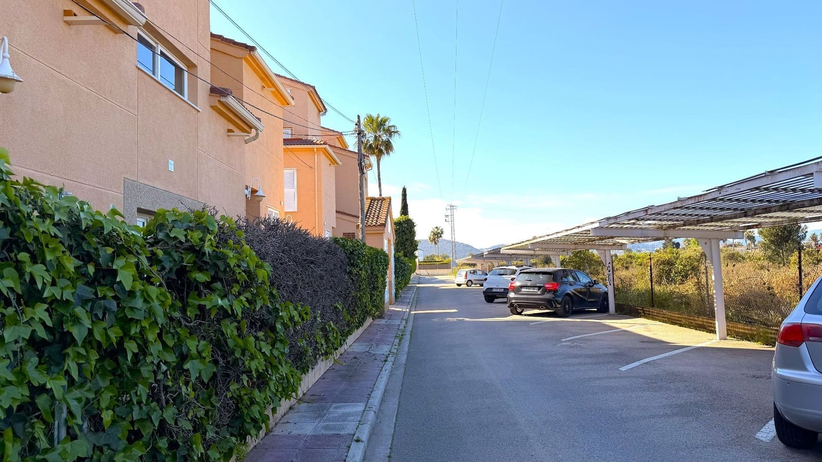 3 bedroom Penthouse for sale in Denia with pool garage - € 325,000 (Ref: 9726297)