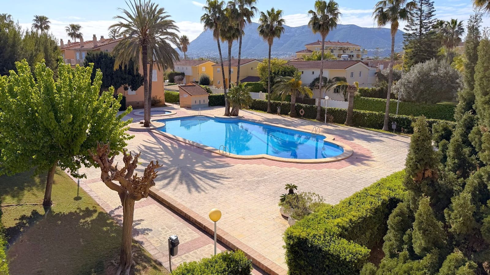 3 bedroom Penthouse for sale in Denia with pool garage - € 325,000 (Ref: 9726297)