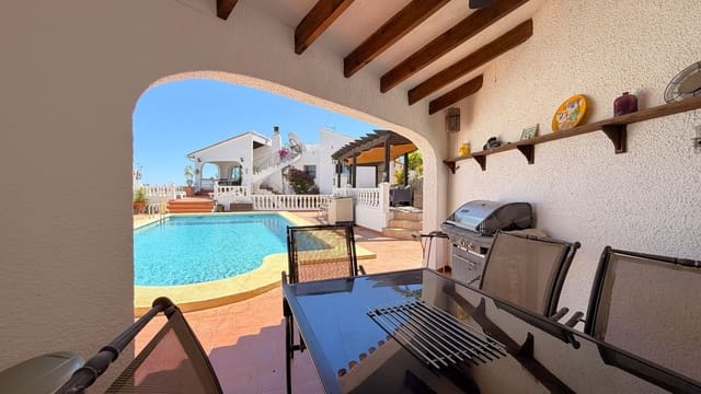 4 soverom Villa til salgs i Benidoleig med svømmebasseng garasje - € 650 000 (Ref: 9850916)