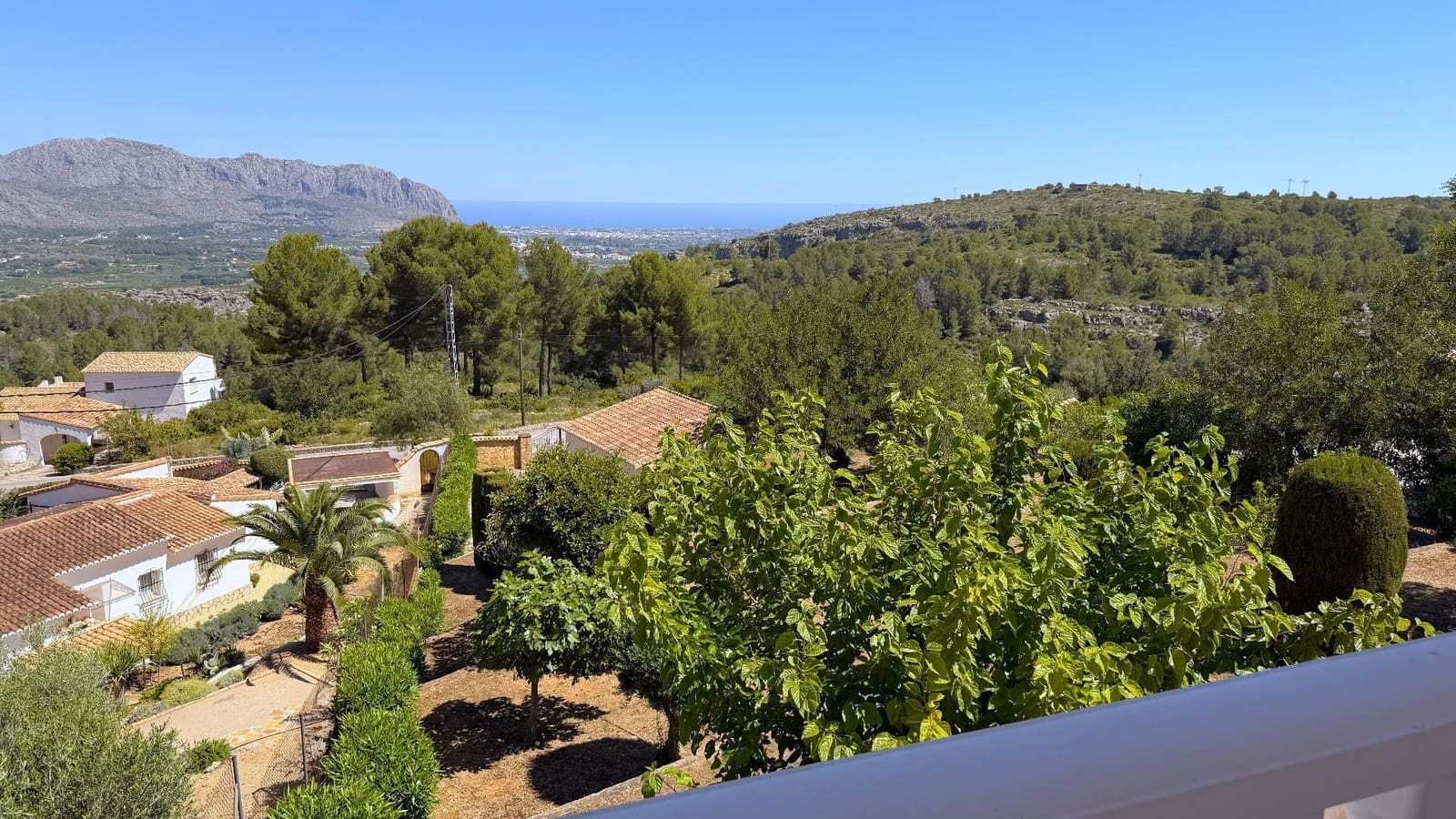 4 soverom Villa til salgs i Benidoleig med svømmebasseng garasje - € 650 000 (Ref: 9850916)