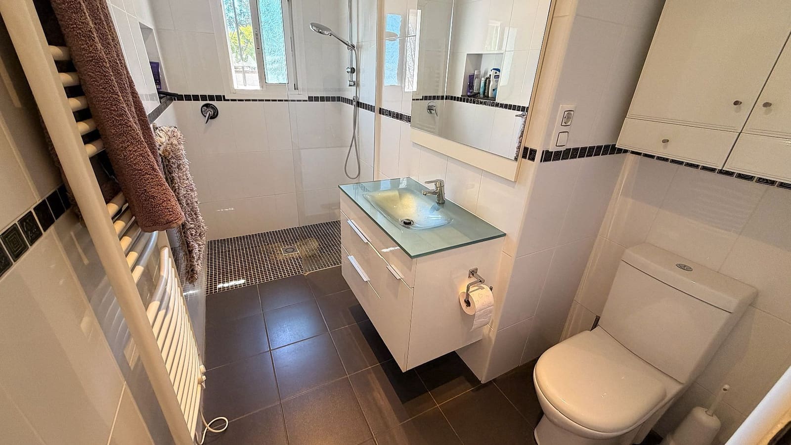 4 soverom Villa til salgs i Benidoleig med svømmebasseng garasje - € 650 000 (Ref: 9850916)