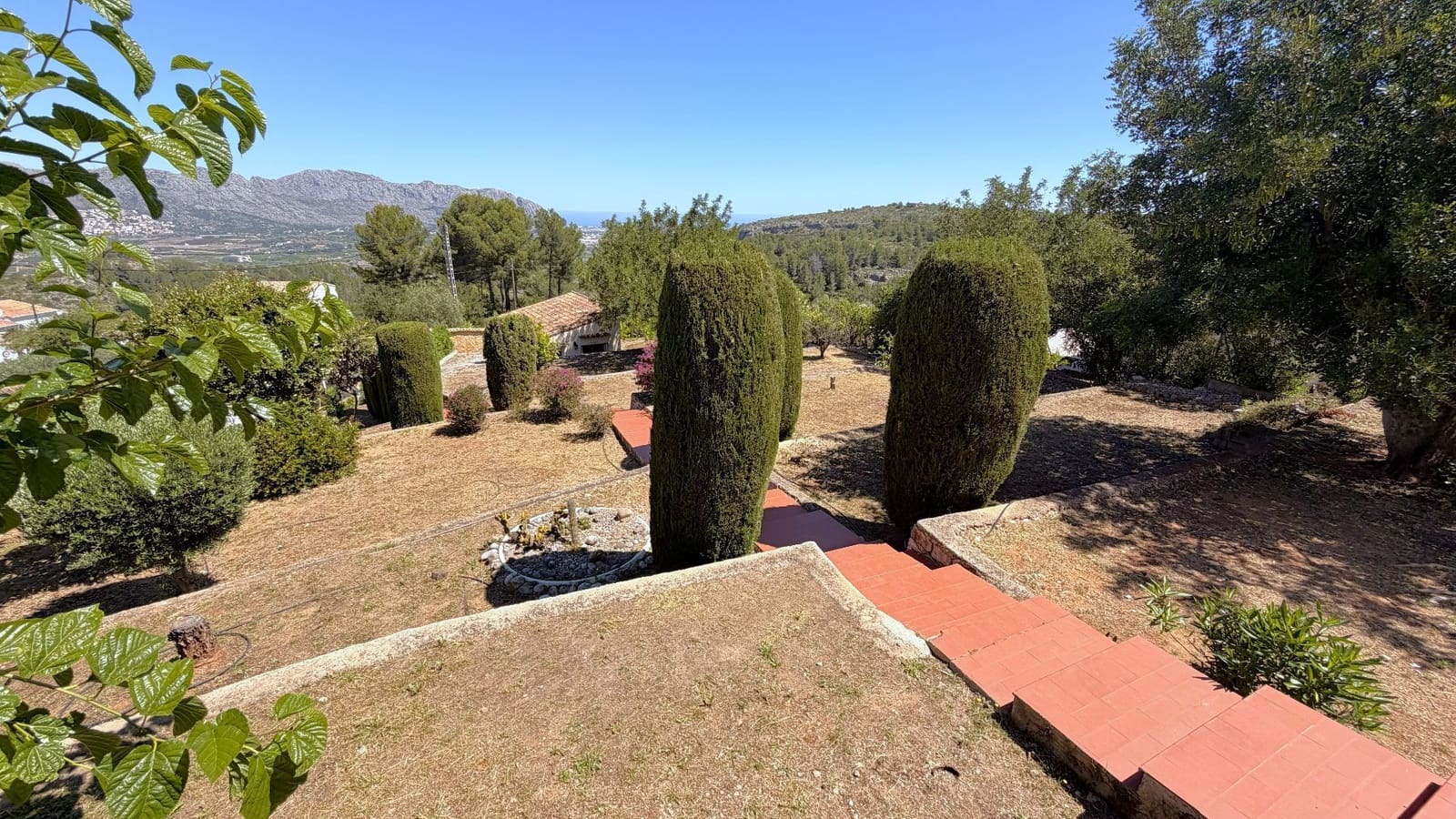 4 soverom Villa til salgs i Benidoleig med svømmebasseng garasje - € 650 000 (Ref: 9850916)