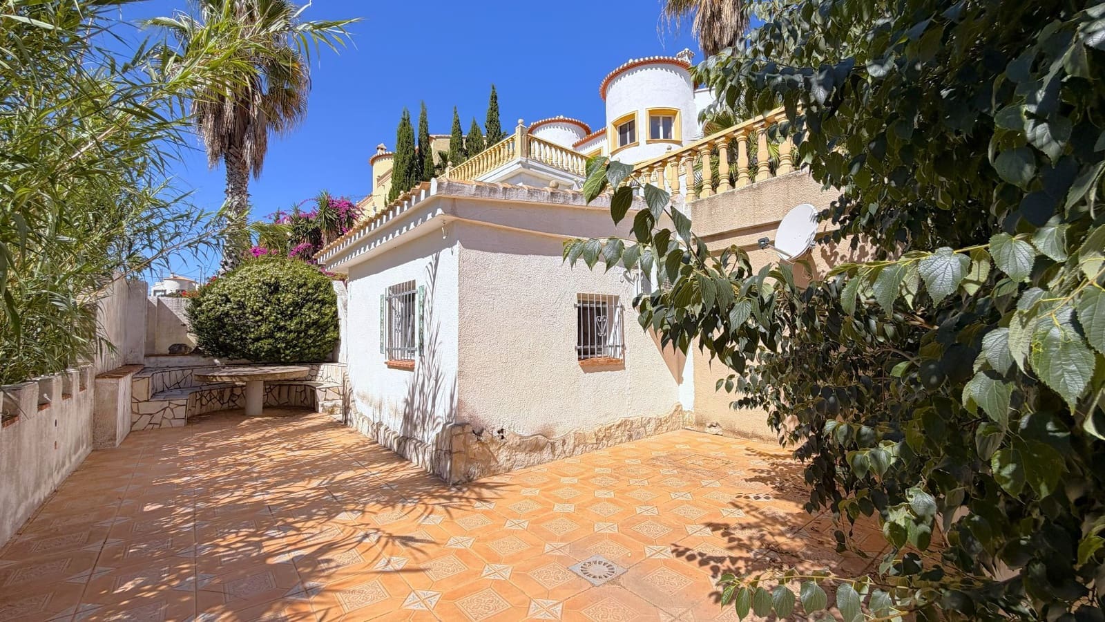 3 bedroom Villa for sale in Sanet i Negrals with pool garage - € 472,500 (Ref: 9909977)