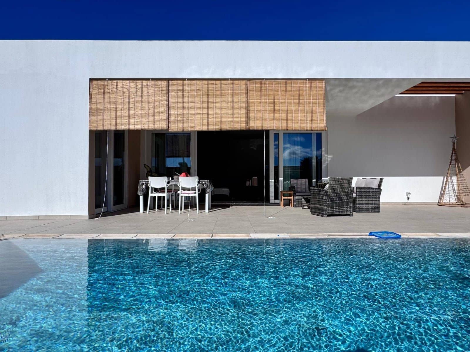 3 bedroom Villa for sale in Lajares with pool - € 1,080,000 (Ref: 10017019)