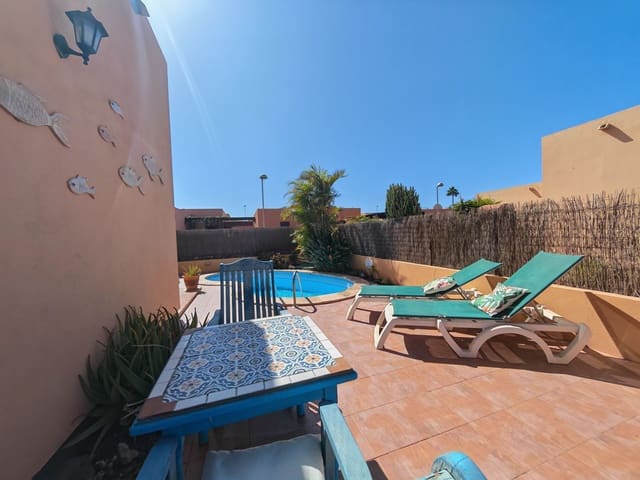 2 camera da letto Villa in vendita in Corralejo, La Oliva con piscina garage - 299.000 € (Rif: 10042459)