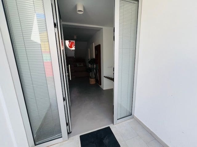 5 soveværelse Villa til salg i Corralejo med swimmingpool garage - € 1.495.000 (Ref: 8553662)