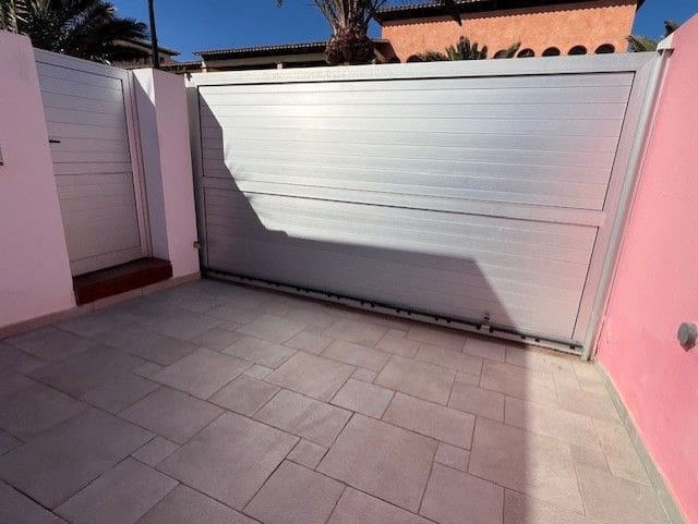 5 soveværelse Villa til salg i Corralejo med swimmingpool garage - € 1.495.000 (Ref: 8553662)