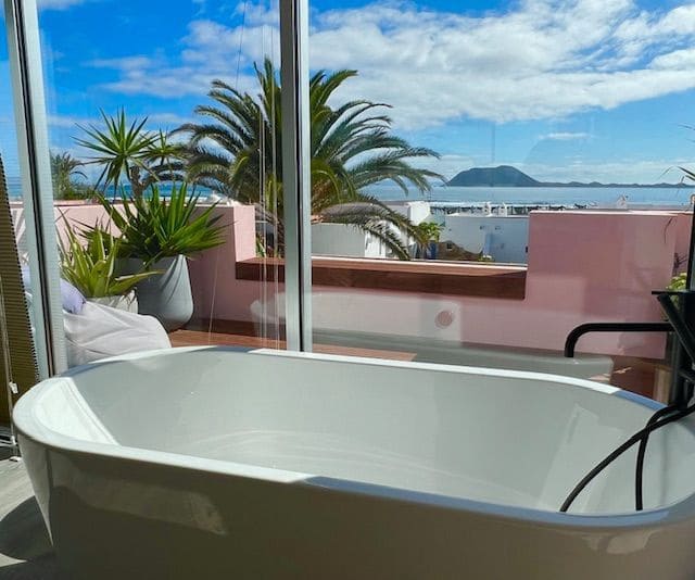 5 soveværelse Villa til salg i Corralejo med swimmingpool garage - € 1.495.000 (Ref: 8553662)