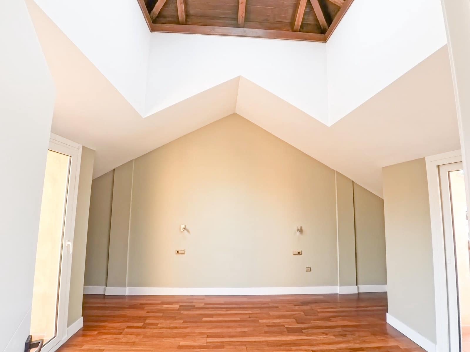 4 chambre Villa/Maison à vendre à Corralejo avec piscine garage - 480 000 € (Ref: 8848808)