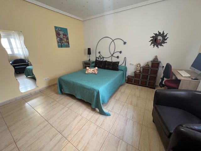 3 bedroom Apartment for sale in Puerto del Rosario - € 480,000 (Ref: 8901732)