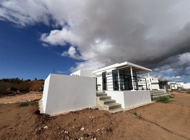 3 quarto Moradia para venda em Puerto del Rosario - 619 000 € (Ref: 8931888)