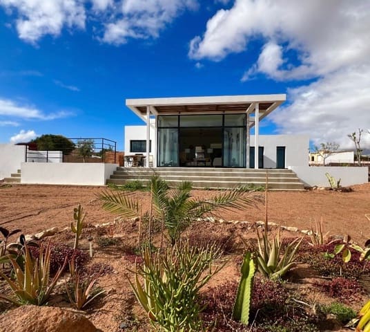 3 quarto Moradia para venda em Puerto del Rosario - 619 000 € (Ref: 8931888)