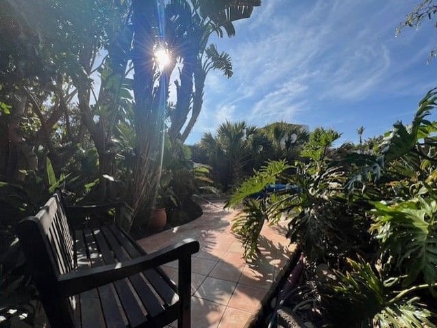 4 makuuhuone Huvila myytävänä paikassa Villaverde, La Oliva mukana uima-altaan 
autotalli - 849 000 € (Ref: 9095026)