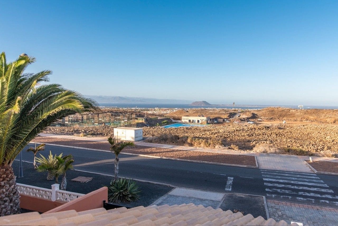 3 soveværelse Villa til salg i Corralejo med garage - € 575.000 (Ref: 9124576)
