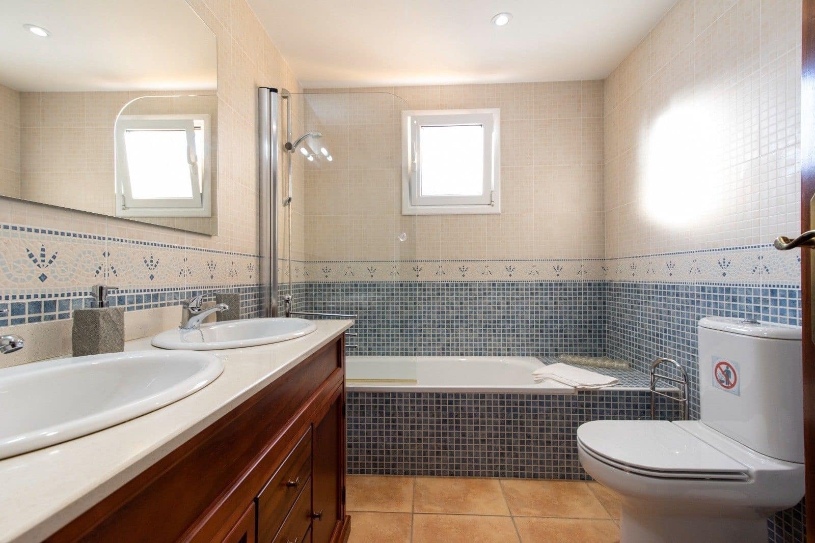 3 soveværelse Villa til salg i Corralejo med garage - € 575.000 (Ref: 9124576)