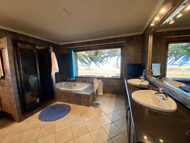 2 soveværelse Villa til salg i Villaverde med garage - € 1.300.000 (Ref: 9176156)