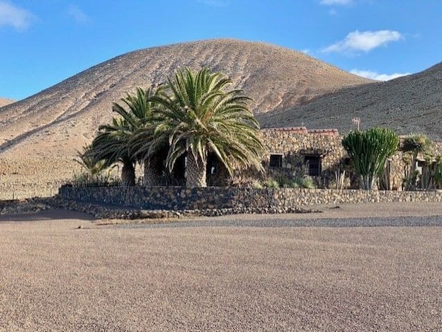 2 sypialnia Willa na sprzedaż w Villaverde, La Oliva z garażem - 1 300 000 € (Ref: 9176156)