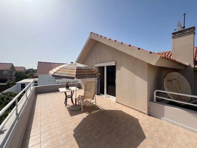 5 Zimmer Villa zu verkaufen in Corralejo, La Oliva mit Garage - 525.000 € (Ref: 9176157)