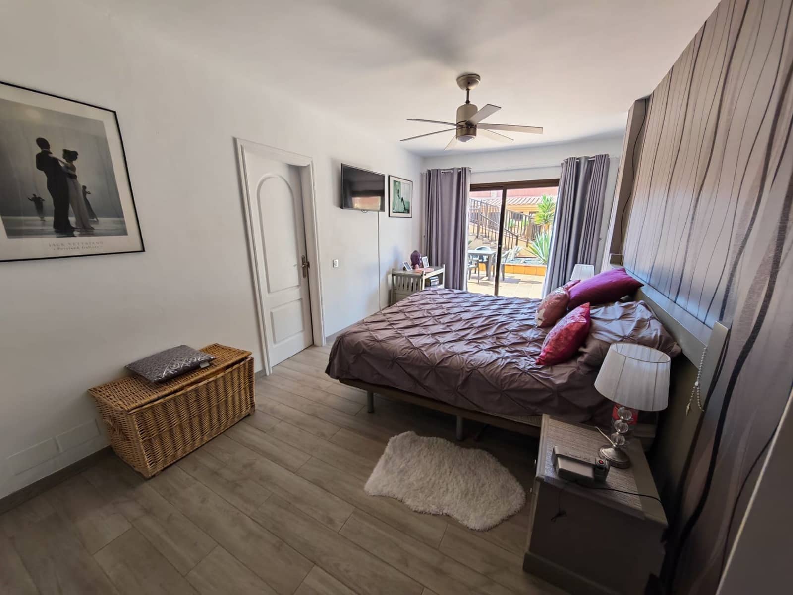 2 bedroom Apartment for sale in Corralejo - € 355,000 (Ref: 9366920)