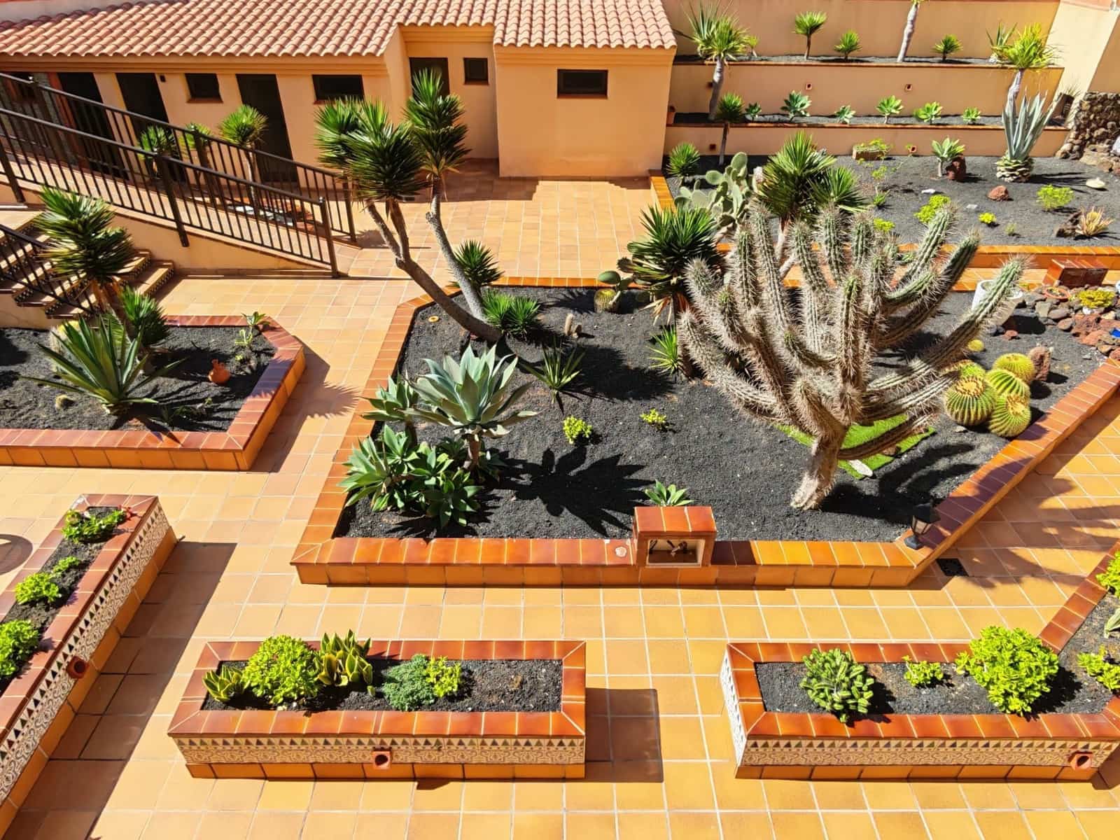 2 bedroom Apartment for sale in Corralejo - € 355,000 (Ref: 9366920)