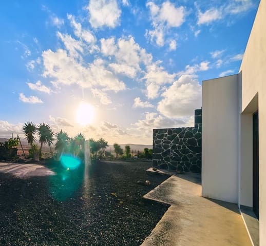 3 Zimmer Villa zu verkaufen in Tindaya, La Oliva mit Garage - 460.000 € (Ref: 9473760)