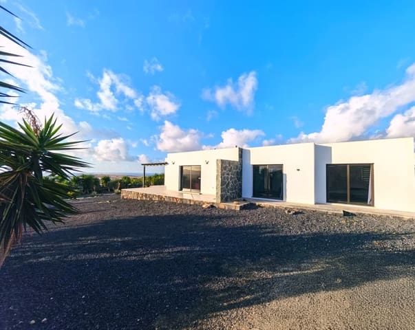 3 Zimmer Villa zu verkaufen in Tindaya, La Oliva mit Garage - 460.000 € (Ref: 9473760)