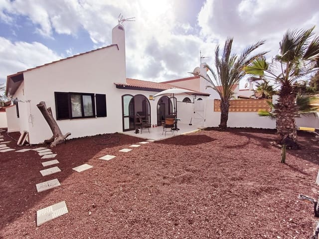 2 quarto Moradia para venda em Parque Holandés, La Oliva com piscina - 298 000 € (Ref: 9473762)