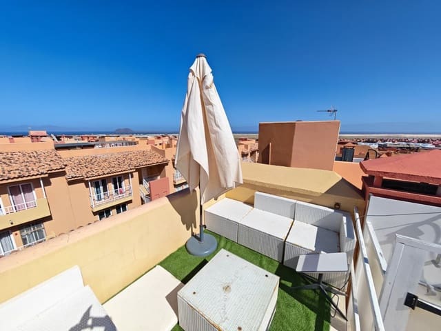 3 slaapkamer Appartement te koop in Corralejo, La Oliva met garage - € 238.000 (Ref: 9614654)