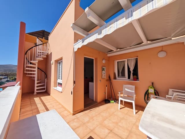3 slaapkamer Appartement te koop in Corralejo, La Oliva met garage - € 238.000 (Ref: 9614654)