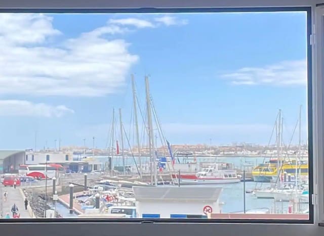 1 bedroom Apartment for sale in Corralejo, La Oliva - € 259,000 (Ref: 9663367)