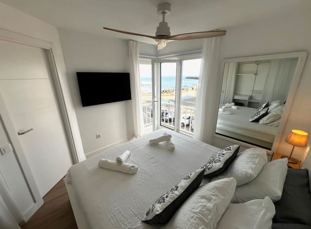 1 bedroom Apartment for sale in Corralejo, La Oliva - € 259,000 (Ref: 9663367)