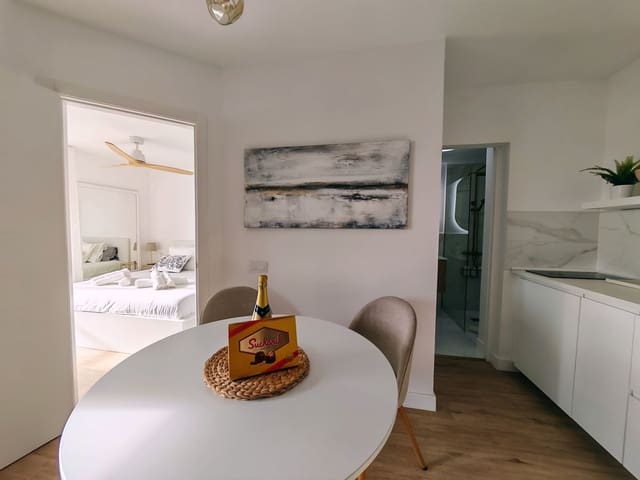 1 bedroom Apartment for sale in Corralejo, La Oliva - € 259,000 (Ref: 9663367)