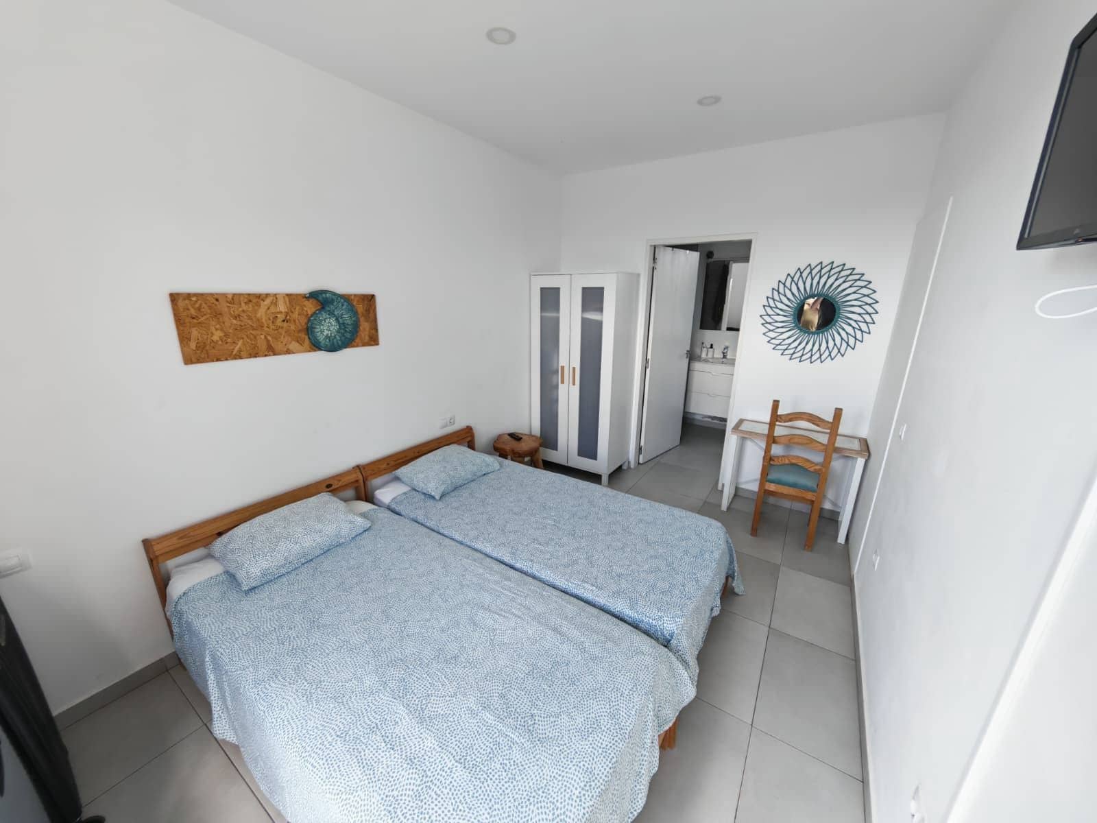 5 bedroom Villa for sale in Lajares - € 1,090,000 (Ref: 9819846)