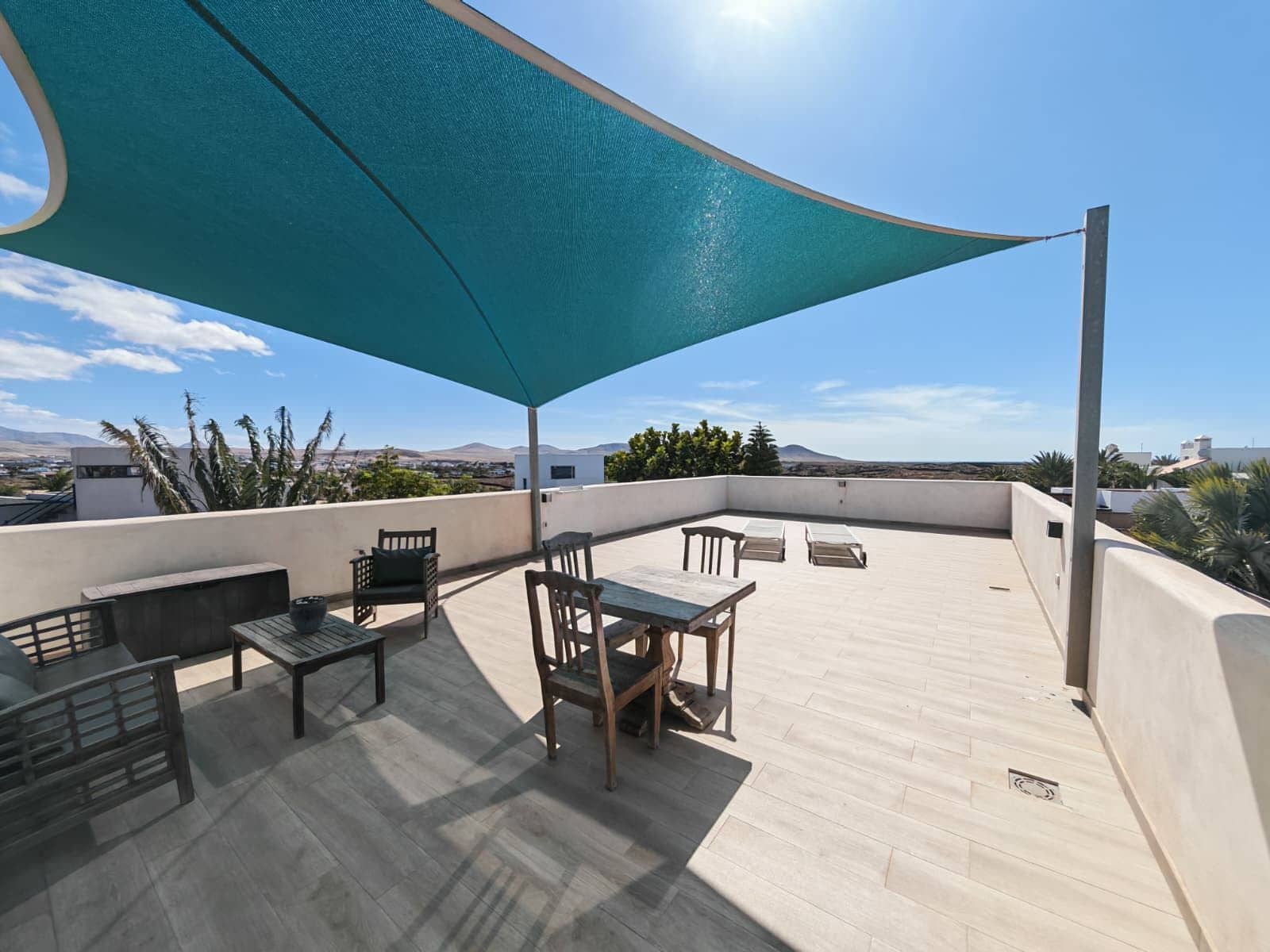 5 bedroom Villa for sale in Lajares - € 1,090,000 (Ref: 9819846)