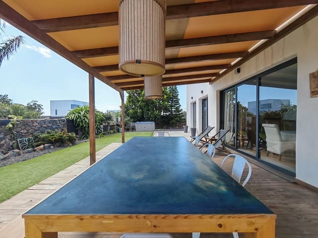 5 chambre Villa/Maison à vendre à Lajares, La Oliva - 1 090 000 € (Ref: 9819846)