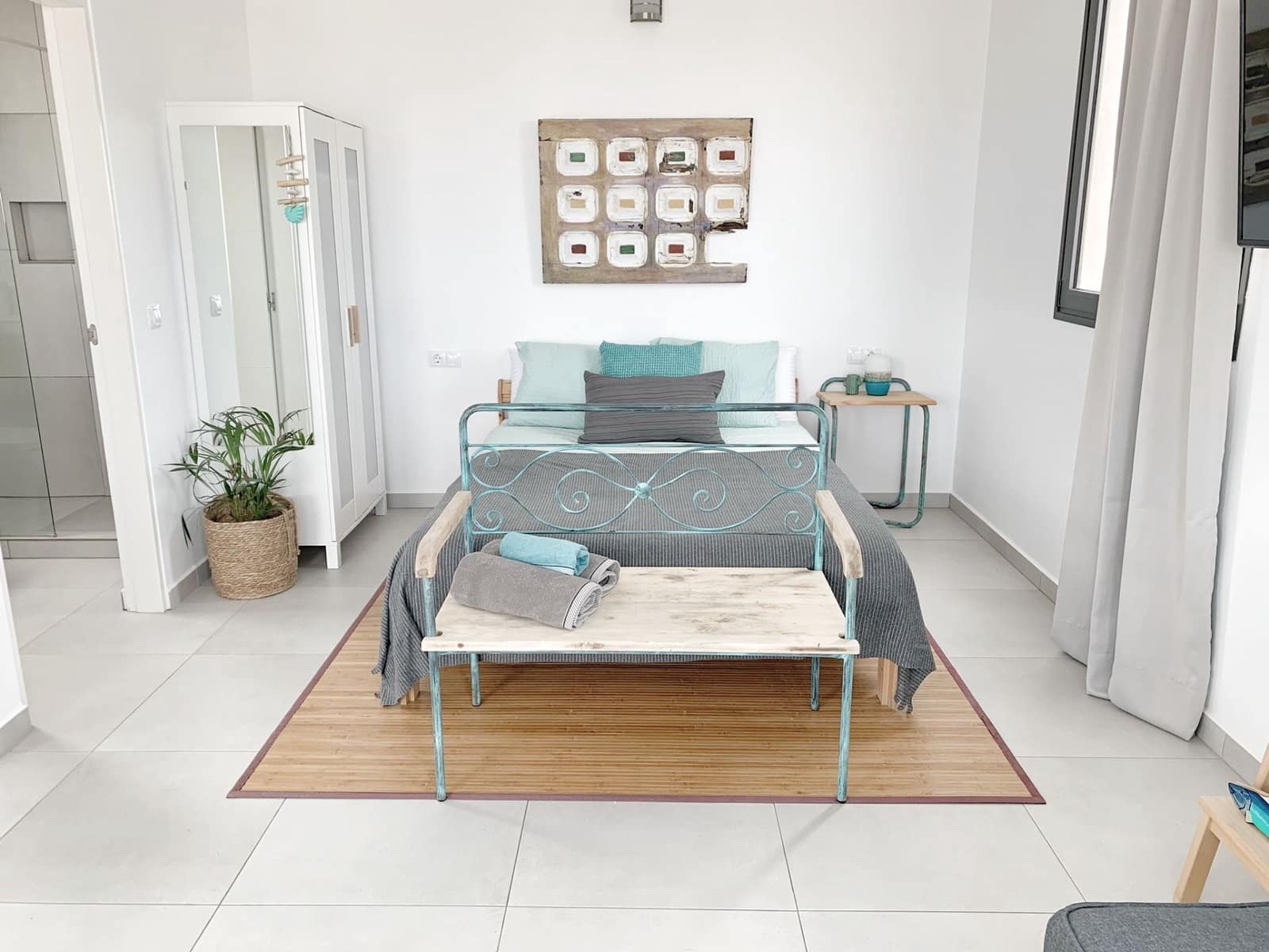 5 bedroom Villa for sale in Lajares - € 1,090,000 (Ref: 9819846)
