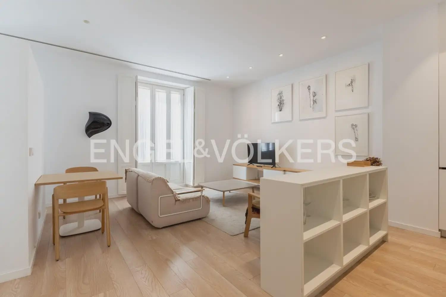 1 Zimmer Wohnung zu vermieten in Valencia Stadt - 1.750 € (Ref: 10000616)
