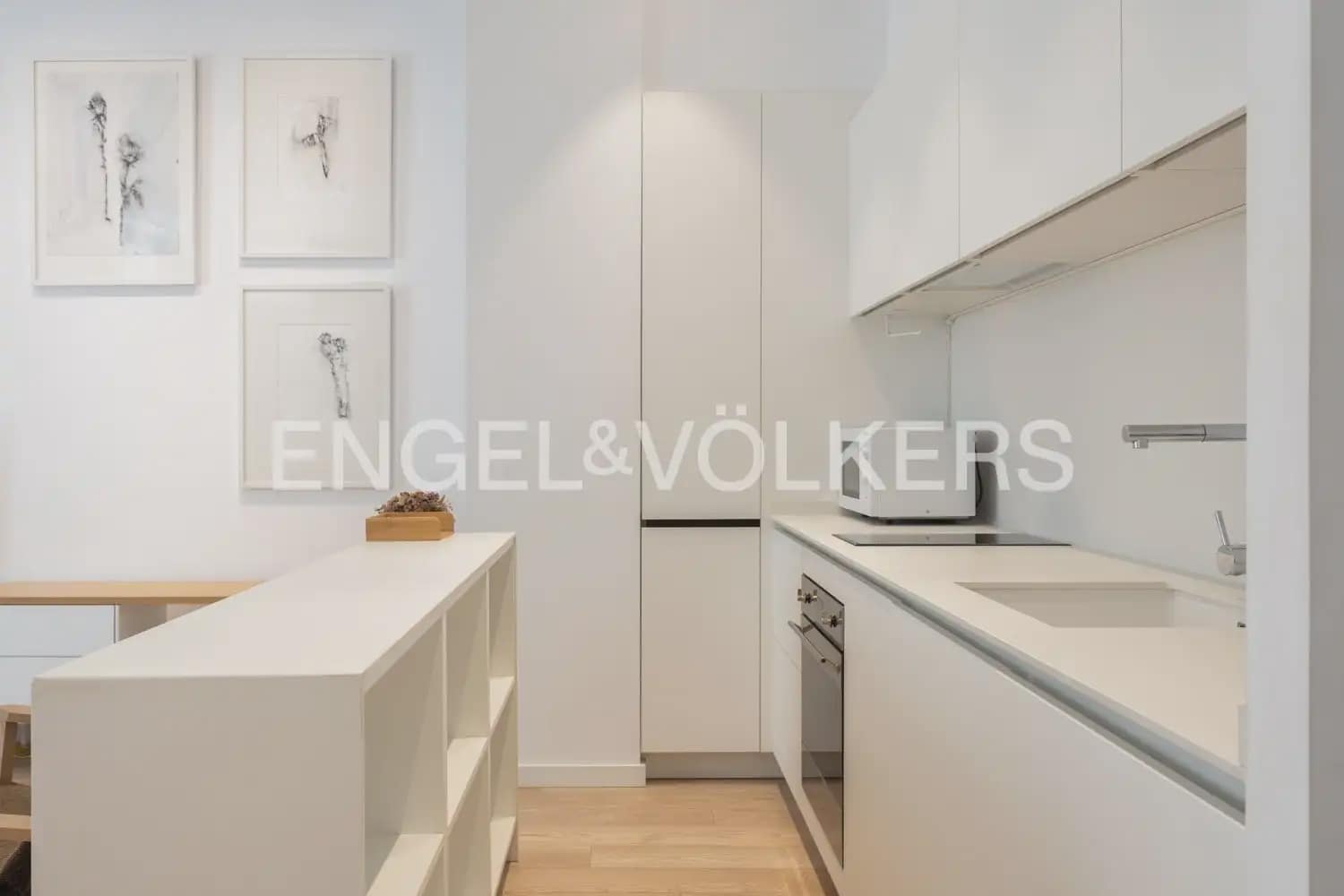 1 Zimmer Wohnung zu vermieten in Valencia Stadt - 1.750 € (Ref: 10000616)
