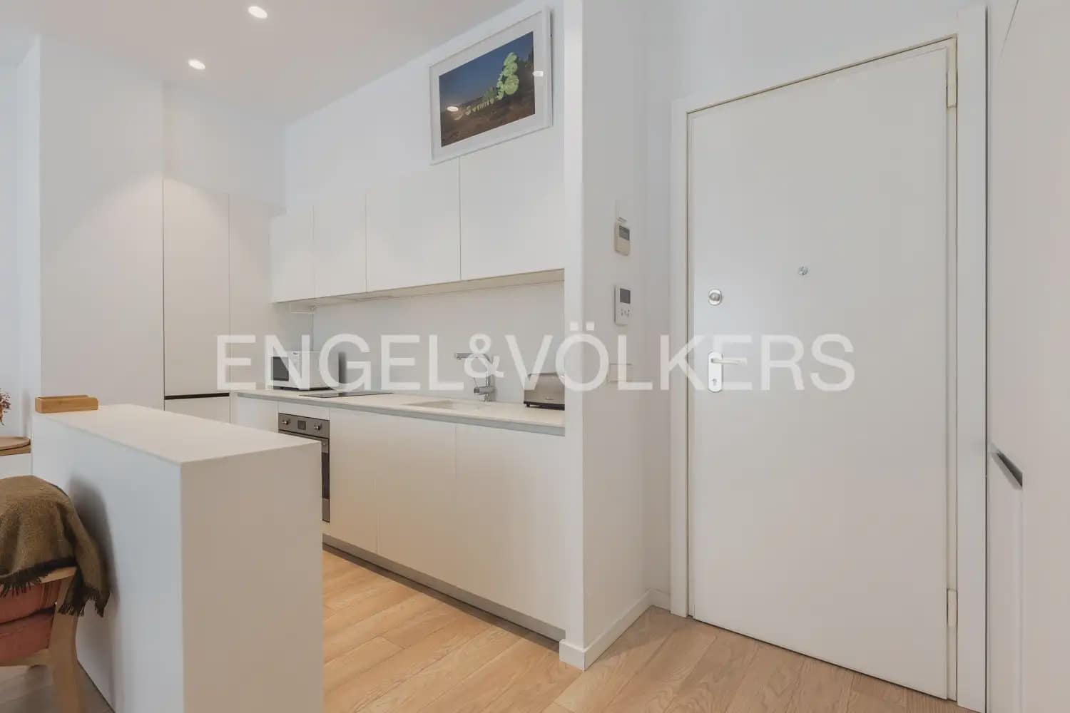 1 Zimmer Wohnung zu vermieten in Valencia Stadt - 1.750 € (Ref: 10000616)