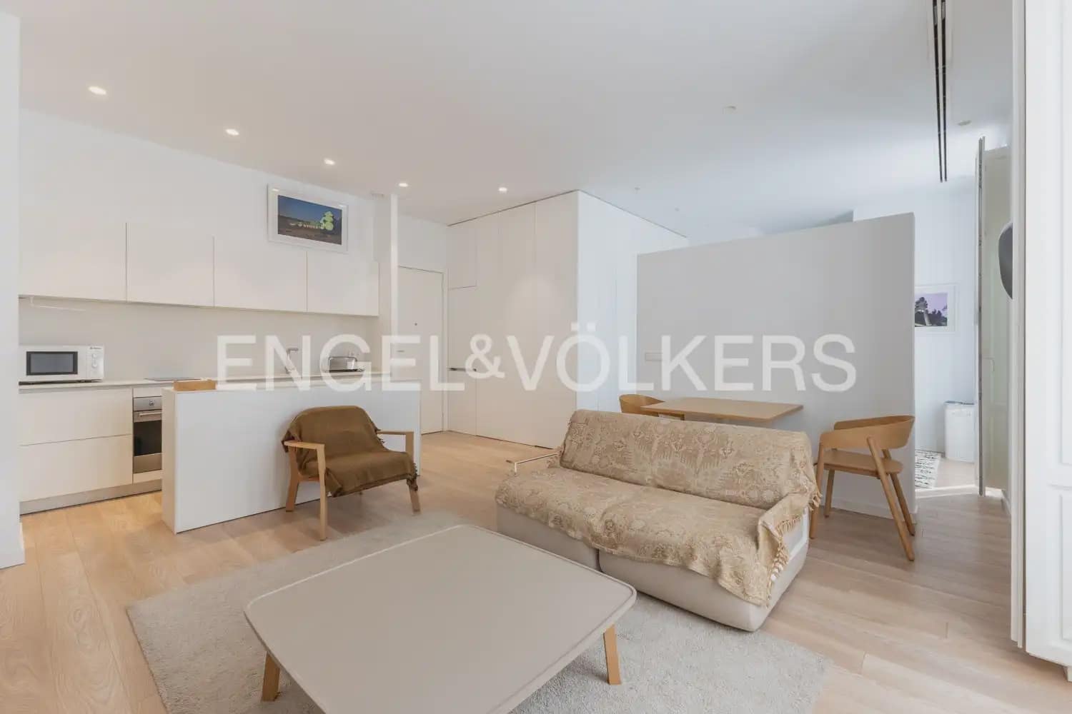 1 Zimmer Wohnung zu vermieten in Valencia Stadt - 1.750 € (Ref: 10000616)