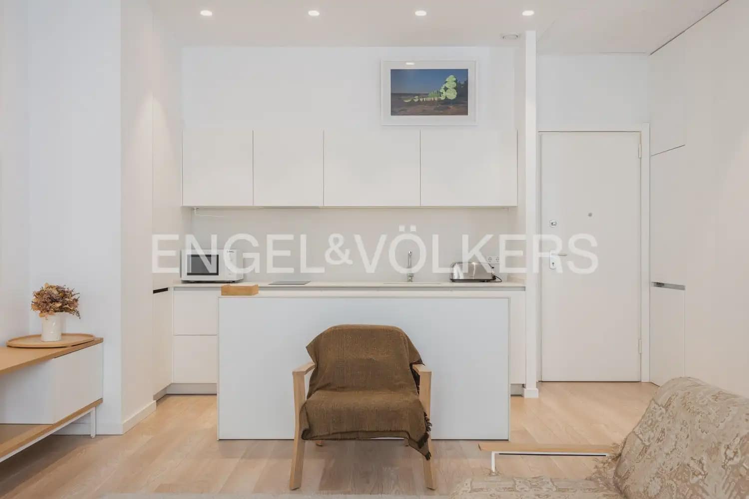 1 Zimmer Wohnung zu vermieten in Valencia Stadt - 1.750 € (Ref: 10000616)