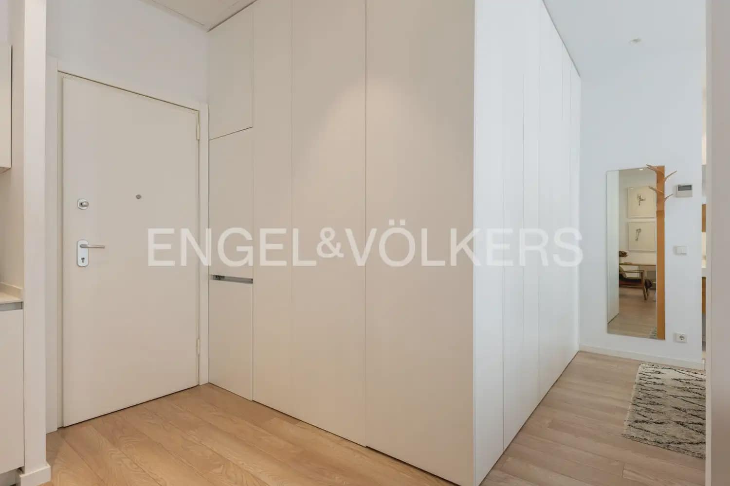1 Zimmer Wohnung zu vermieten in Valencia Stadt - 1.750 € (Ref: 10000616)
