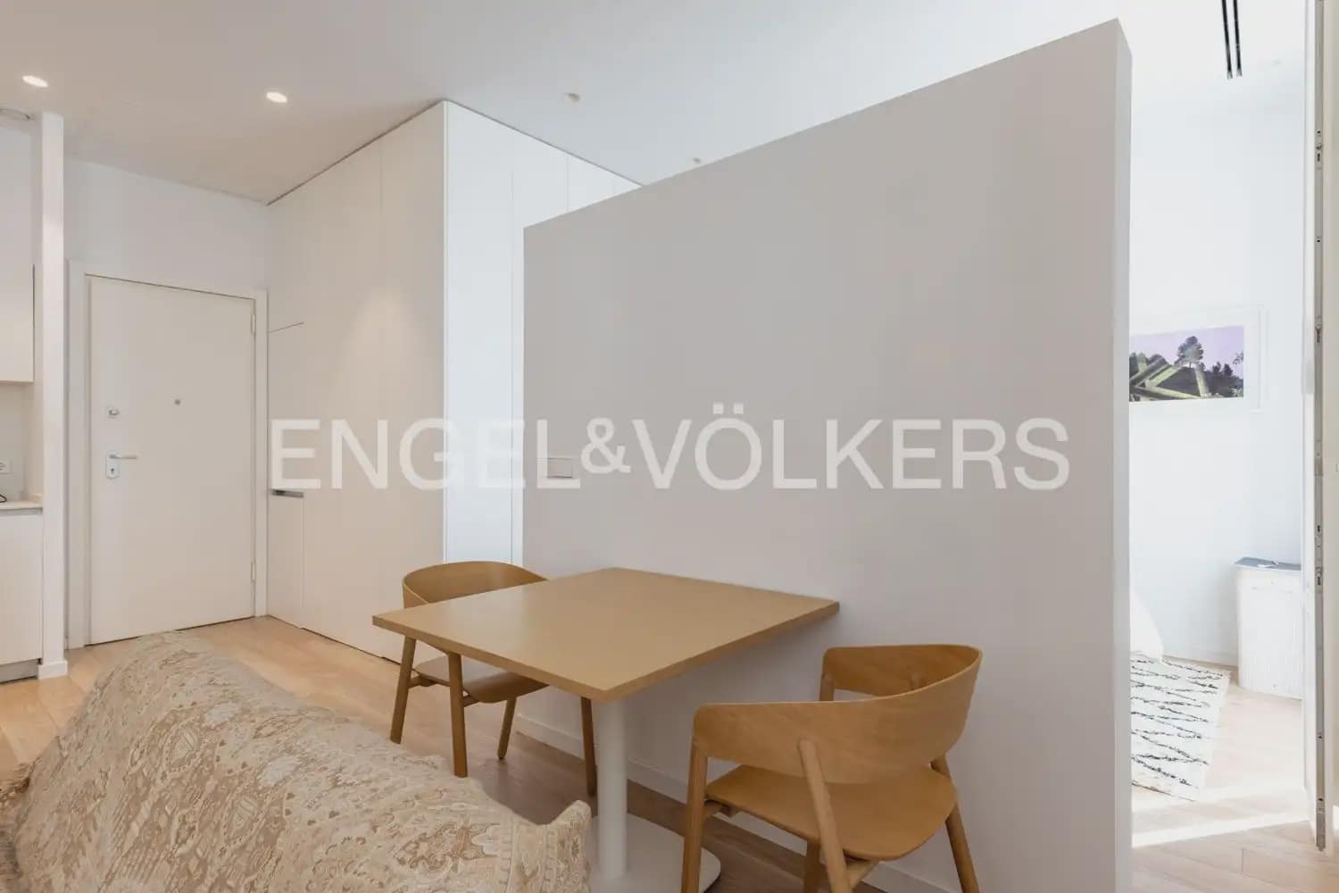 1 Zimmer Wohnung zu vermieten in Valencia Stadt - 1.750 € (Ref: 10000616)