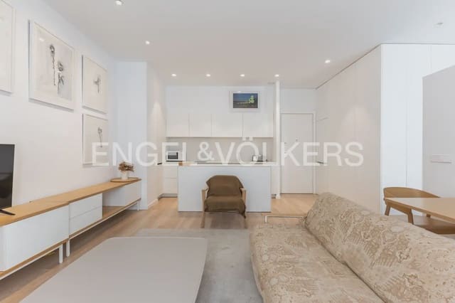 Piso de 1 habitación en La Seu, València ciudad en alquiler - 1.750 € (Ref: 10000616)