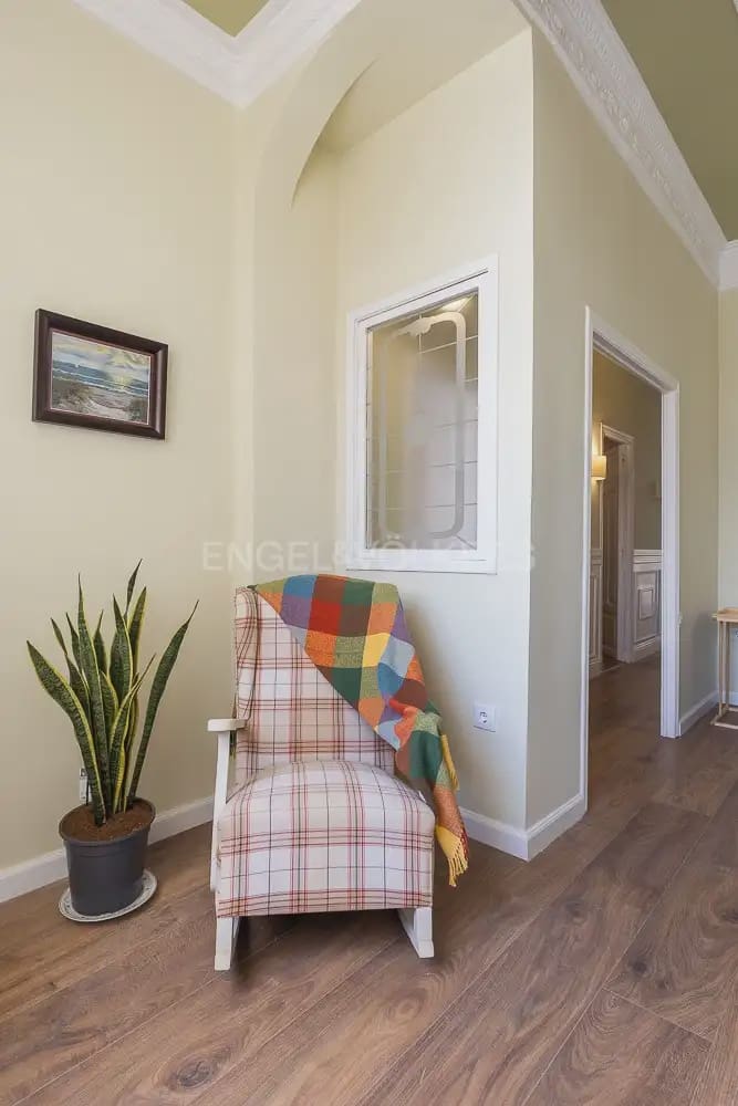 2 bedroom Flat for rent in Valencia city - € 2,000 (Ref: 10000618)