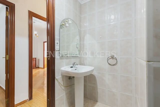 4 camera da letto Appartamento da affittare in Mont-Olivet, Valencia città - 1.400 € (Rif: 10000619)