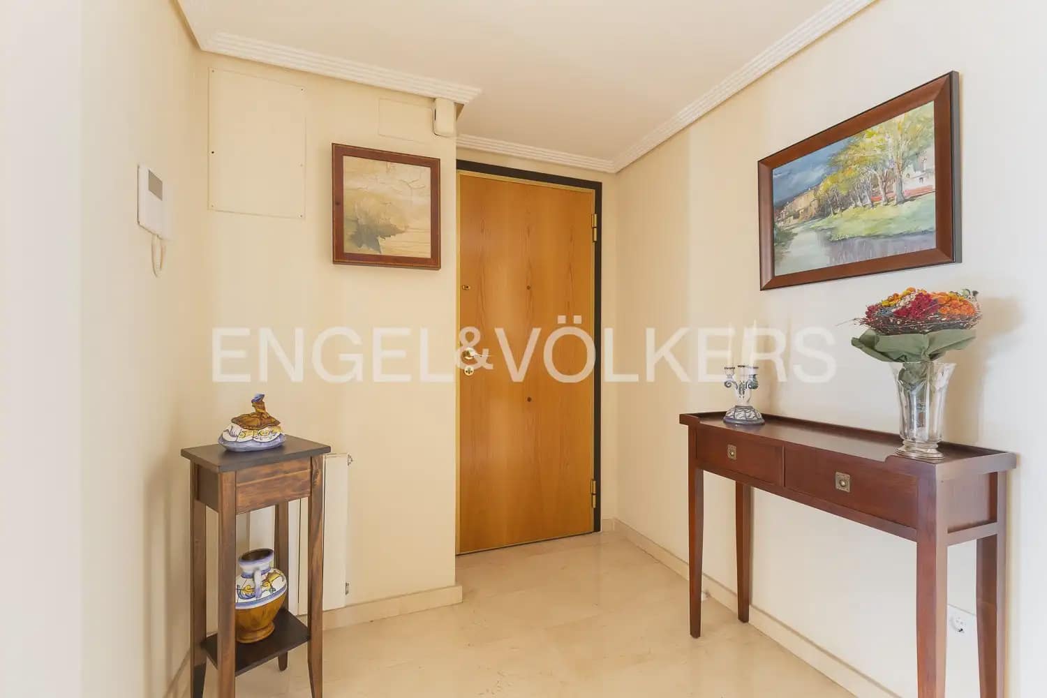 3 Zimmer Wohnung zu vermieten in Valencia Stadt mit Pool Garage - 2.000 € (Ref: 10000620)