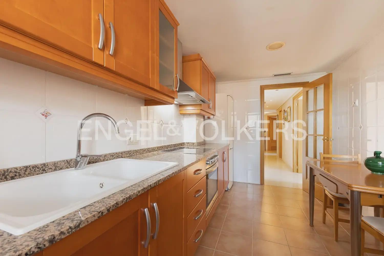 3 Zimmer Wohnung zu vermieten in Valencia Stadt mit Pool Garage - 2.000 € (Ref: 10000620)