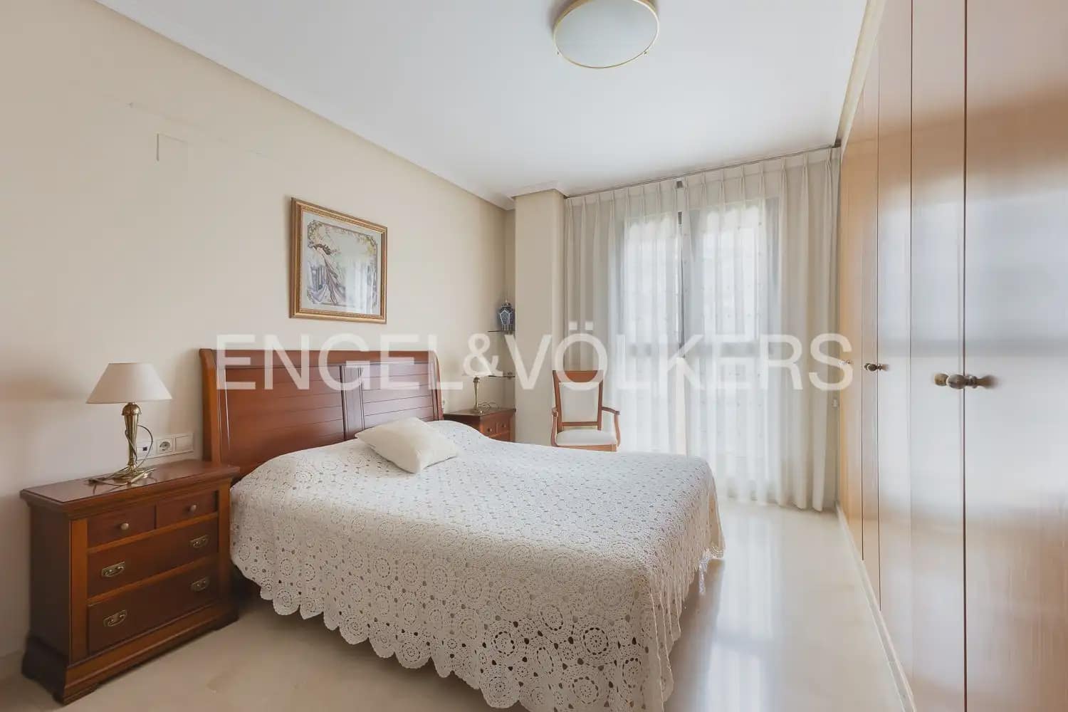 3 Zimmer Wohnung zu vermieten in Valencia Stadt mit Pool Garage - 2.000 € (Ref: 10000620)